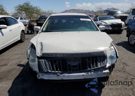 2010 Mercury Milan Premier z USA, uszkodzony, nr VIN 3MEHM0JA8AR654341